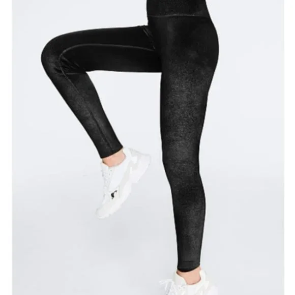 Victoria secret pink ultimate leggings hotsell